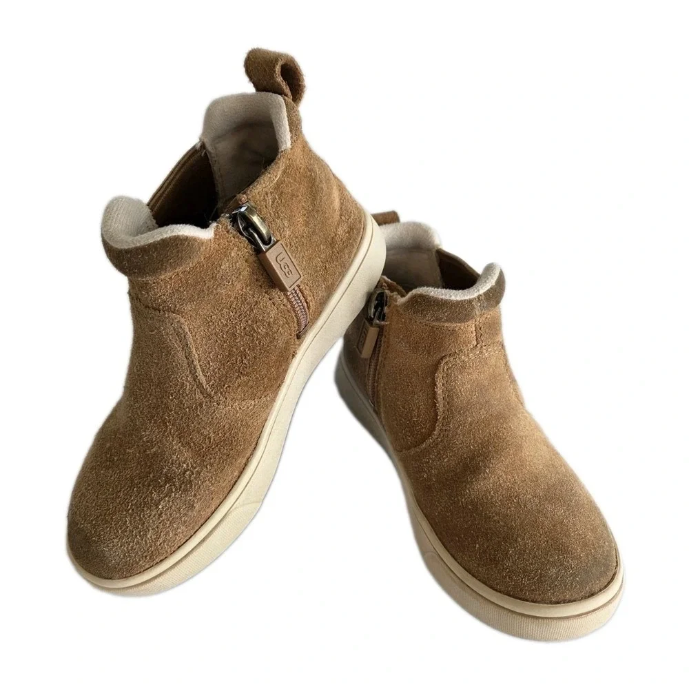 UGG Toddler Size 10 Tan Suede Ankle Boots Zip Casual 1112269T